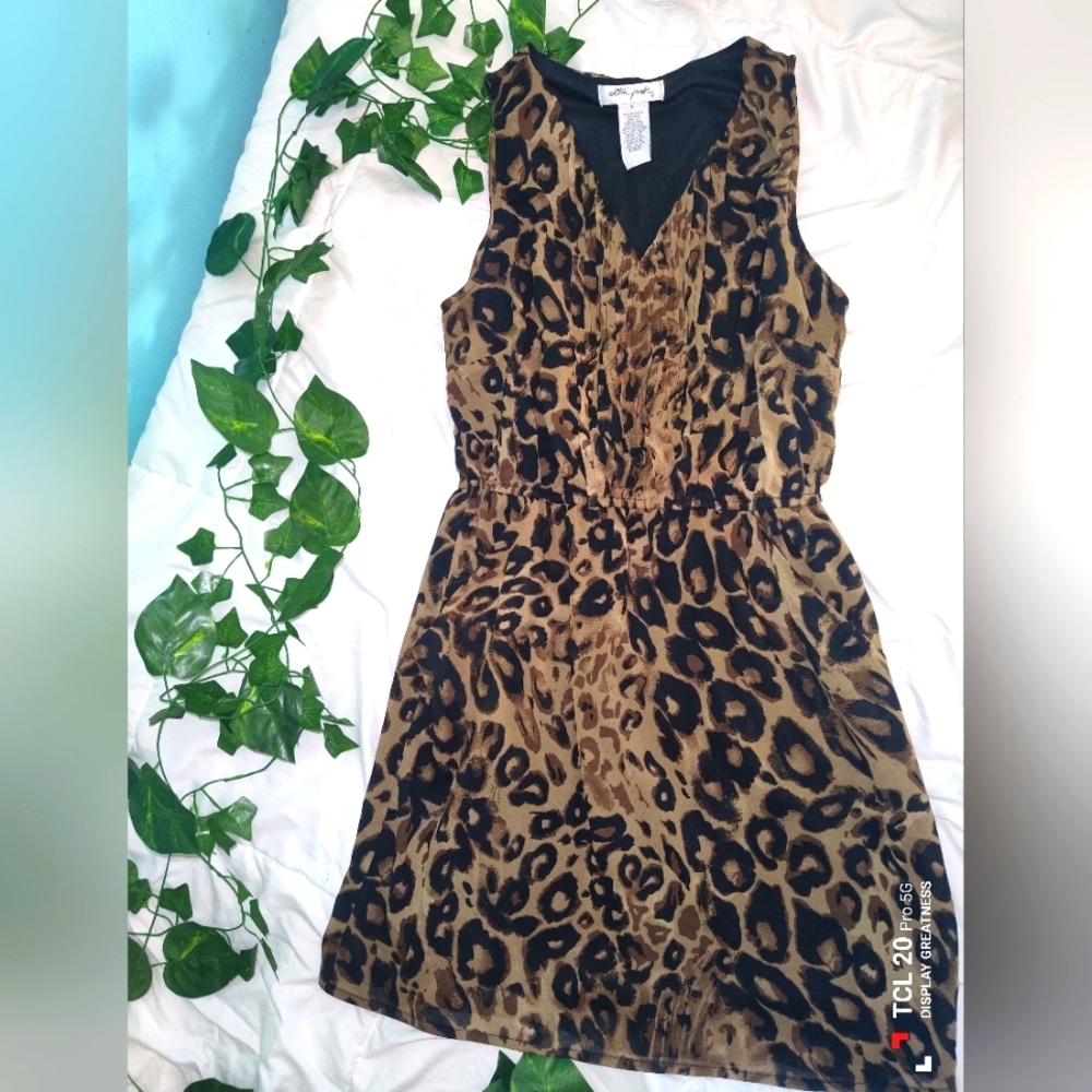 Women's dress size large